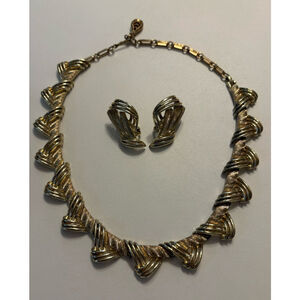 Vintage Coro Necklace & Earrings Set Gold Tone Mesh Wrapped Design 1950s
